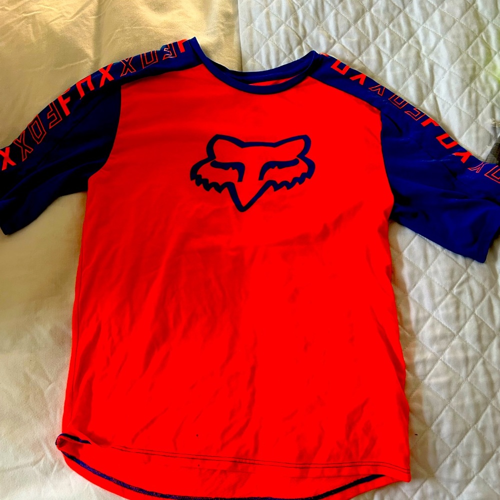 Fox t shirt - kids size M